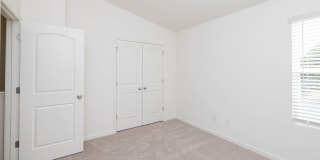 BEAUTIFUL 2 Bedroom Townhome in Mooresville AVAILABLE NOW Gallery 11