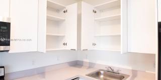 120 NE 71st St Gallery 3