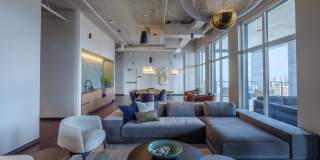 THE THOMPSON FULTON MARKET Gallery 17