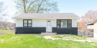 110 North Bluff Street Gallery 1