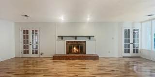 2604 Northeast Garden Lane Gallery 5