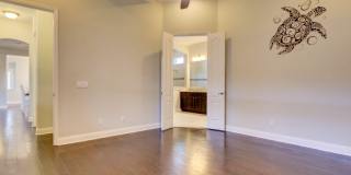 9077 Neher St Gallery 21