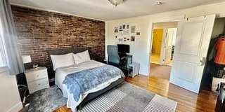 Renovated 4 Floor 5 Bed/2 Bath Fenway Townhouse on Hemenway for September 1st Gallery 13