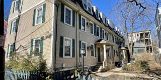 18 Roberts St. Gallery 10