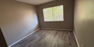 Victorville Green Tree Home- Refurbished 4 Bedrooms, 2 Bathrooms, New Paint, Gallery 32