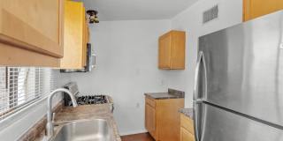 1415 Adelaide Gallery 1