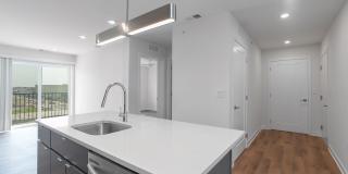 Graduate Pointe Gallery 17