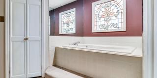 101 Chateau Place Gallery 9