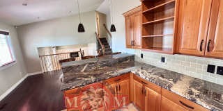 4 Bed 3.5 Bath Beautiful Home In Sandy 4 Bed 3.5 Bath Beautiful Home In Sandy Gallery 14