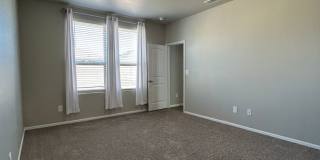 Recently REDUCED!  Beautiful 5 Bedroom Home in Desert Ridge Gallery 22