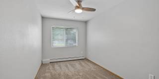 Creekside Commons Apartments Gallery 48