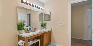 2401 Silvermoss Drive Gallery 26