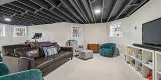 4912 N Winchester Avenue Gallery 21