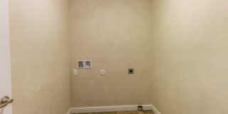 2 Bedroom, 2 Bathroom duplex with garage Gallery 53