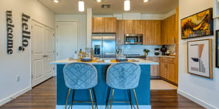 Lucent Scottsdale Gallery 11