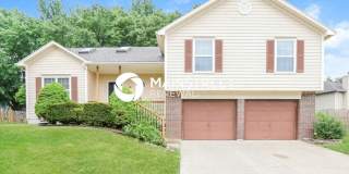 412 Southeast Timbercreek Lane 412 Southeast Timbercreek Lane Gallery 1