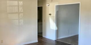N Kerr Avenue - Duplex home - Move In Ready!!! Gallery 5
