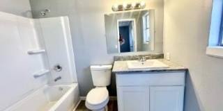 2802 40th Street Gallery 10