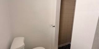 534 Chestnut Avenue Gallery 5