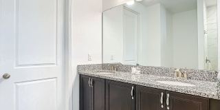 Spacious 4-Bedroom Home in Hampton Oaks | Modern Finishes & Open Floor Plan Gallery 24