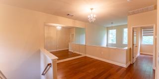 Gorgeous 2 Bedrooms /2.5 Bathrooms + Flex Space Home Near South Austin!!! Gallery 12
