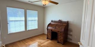 Beautiful Lakefront Home in the Vineyard! 55+ community Gallery 62
