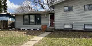 418 Forest Avenue North - 3 Gallery 1