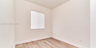 10447 NW 66th St Gallery 16