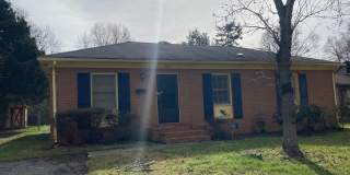 3 Bedroom Brick Ranch in East Charlotte For Rent! Gallery 1