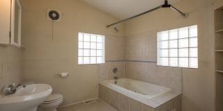 Charming Old Town Bungalow! Gallery 13