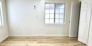 9827 Marshall Street Gallery 16