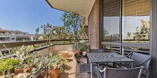 300 North Swall Drive Gallery 8