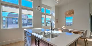 Individual / Corporate Rental / Fully Furnished Gallery 42