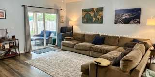 5 bedroom home with fenced in yard!!! Gallery 18