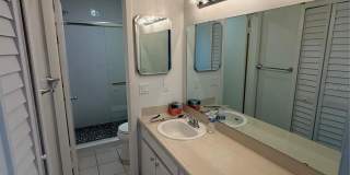 442 MEADOWOOD BOULEVARD Gallery 24