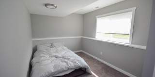 Gorgeous 4br home on nice lot with no backyard neighbors! Gallery 6