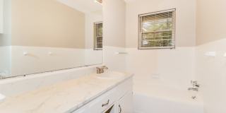 1600 Grove Hill Road Gallery 7