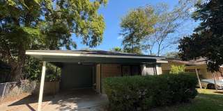 Beautiful 3 bedroom/1 bath home with Central Air & Heat! Gallery 1