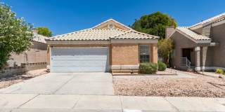 Charming 3-Bedroom Home with Covered Patio Gallery 3