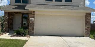 2703 Pheasant Hill Court Gallery 1