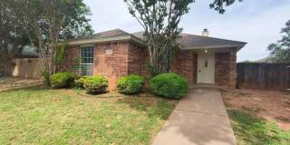 Nice and Spacious 3 bedroom, 2 bath home in Southland! Gallery 1