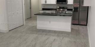 4572 Golfview Blvd Gallery 2