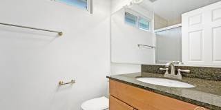 Fully Renovated End-Unit 3BD/2.5BA in Lake Forest with Views, Private Yard & 2-Car Garage Fully Renovated End-Unit 3BD/2.5BA in Lake Forest with Views, Private Yard & 2-Car Garage Gallery 18