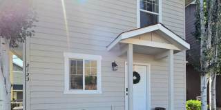 Two Bedroom Townhome in The Cottages at Saddlerock Neighborhood! Gallery 1