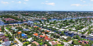 2060 Tropic Isle Gallery 80