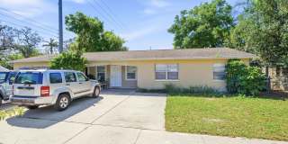 Cozy Clearwater Studio Ready for Move-in! Gallery 1