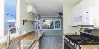 2 Bedroom, 1 Bathroom, 2 Parking Home with Solar Panels + A/C! Gallery 12