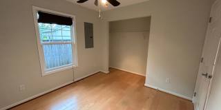 East Asheville - Contemporary Bungalow Gallery 29