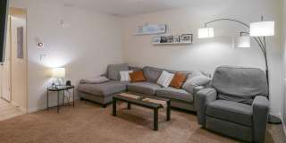 Stylish townhome ready for comfortable living Gallery 4