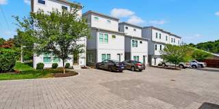 413 Lellyett Street Gallery 48